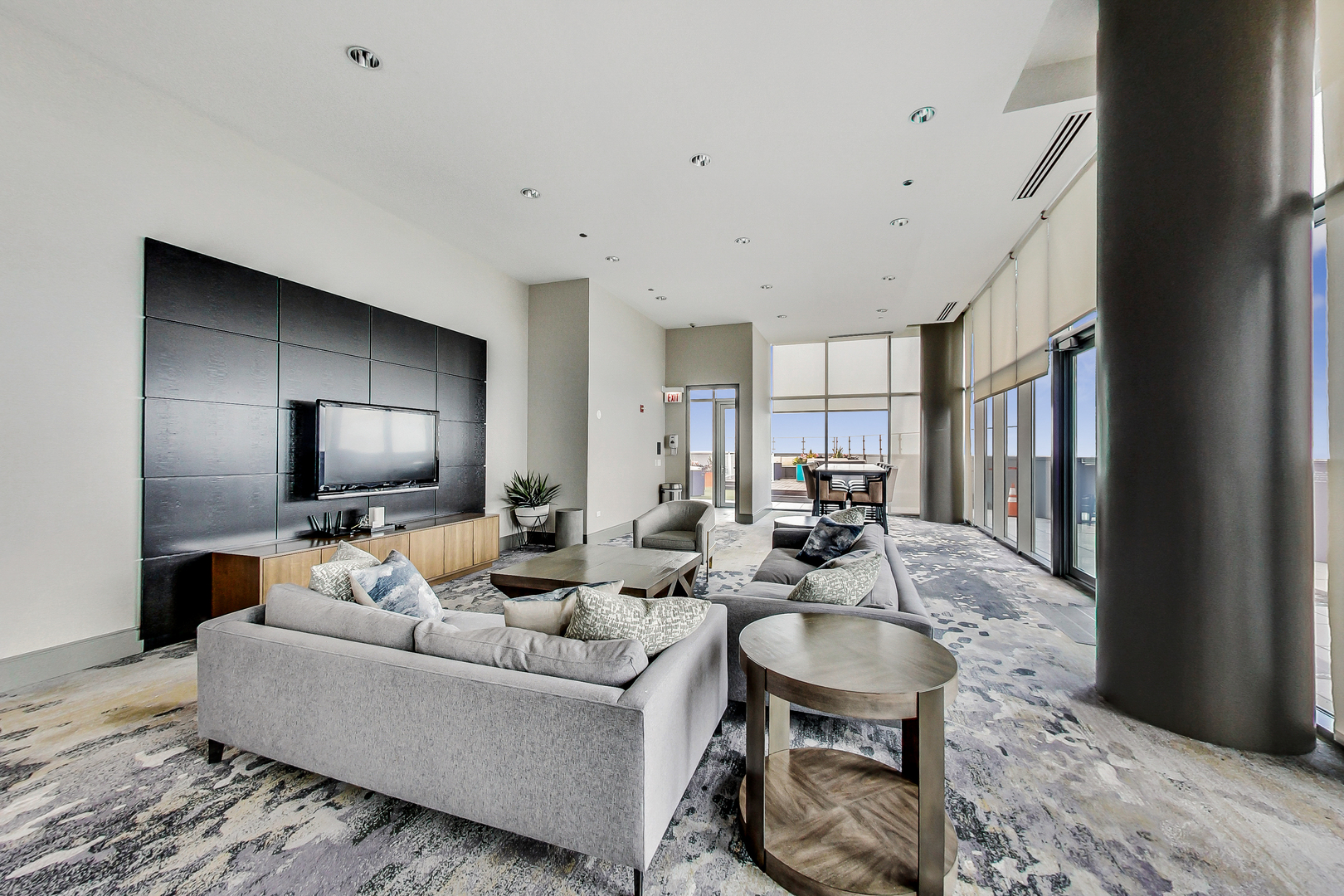600 N Lake Shore Drive 3011 Property Photo 55
