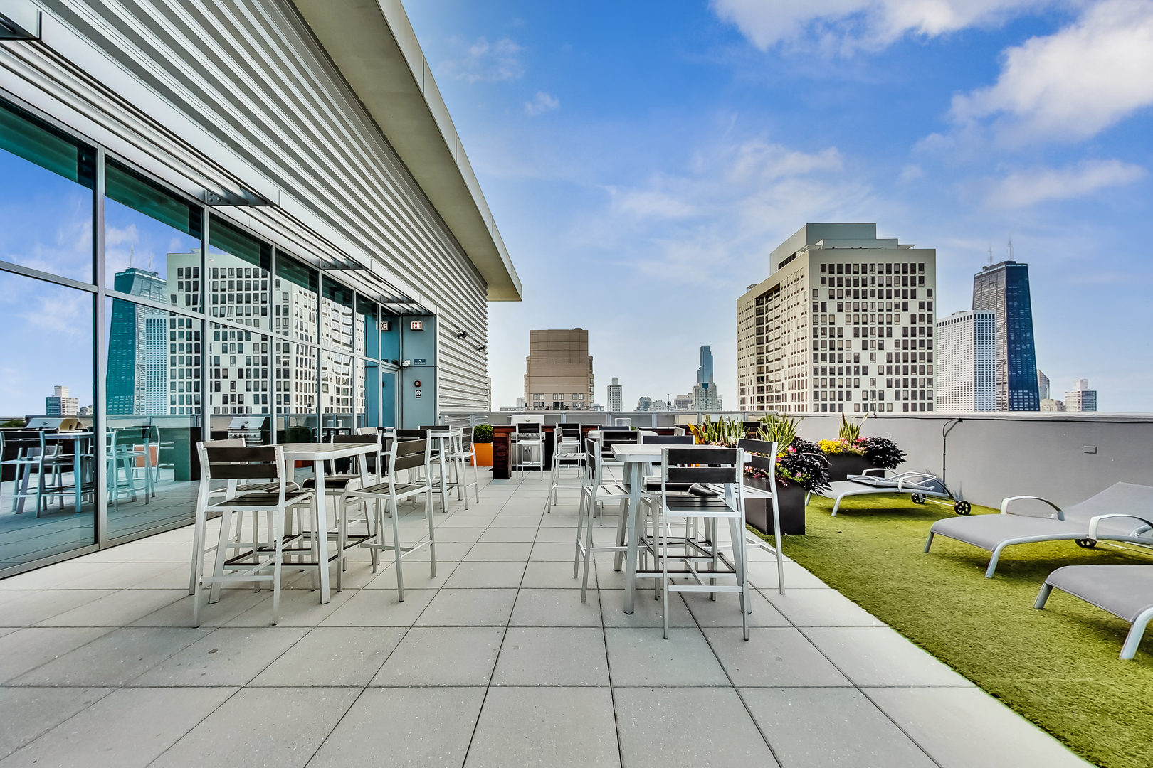 600 N Lake Shore Drive 3011 Property Photo 59