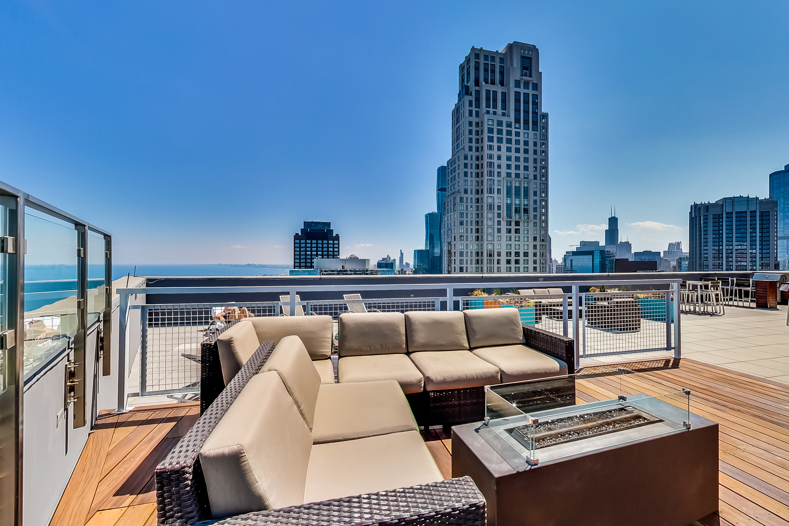 600 N Lake Shore Drive 3011 Property Photo 66