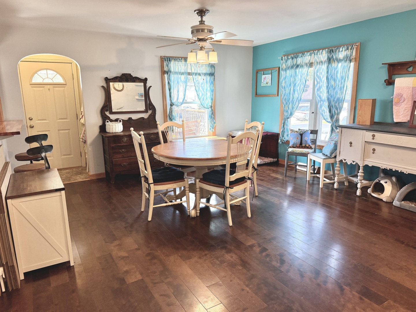 2725 2nd Street Property Photo 4