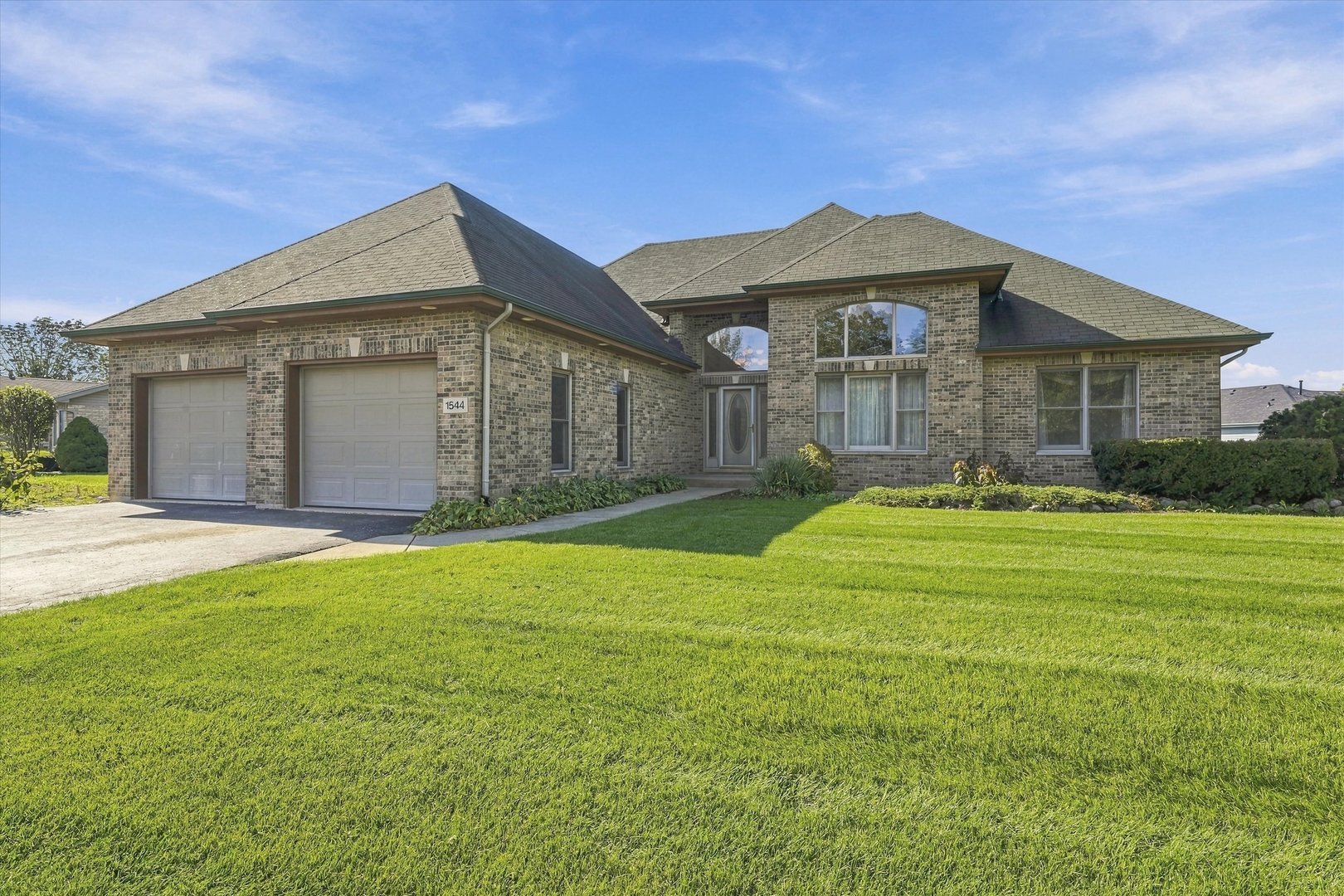 1544 Wayne Drive Property Photo 1