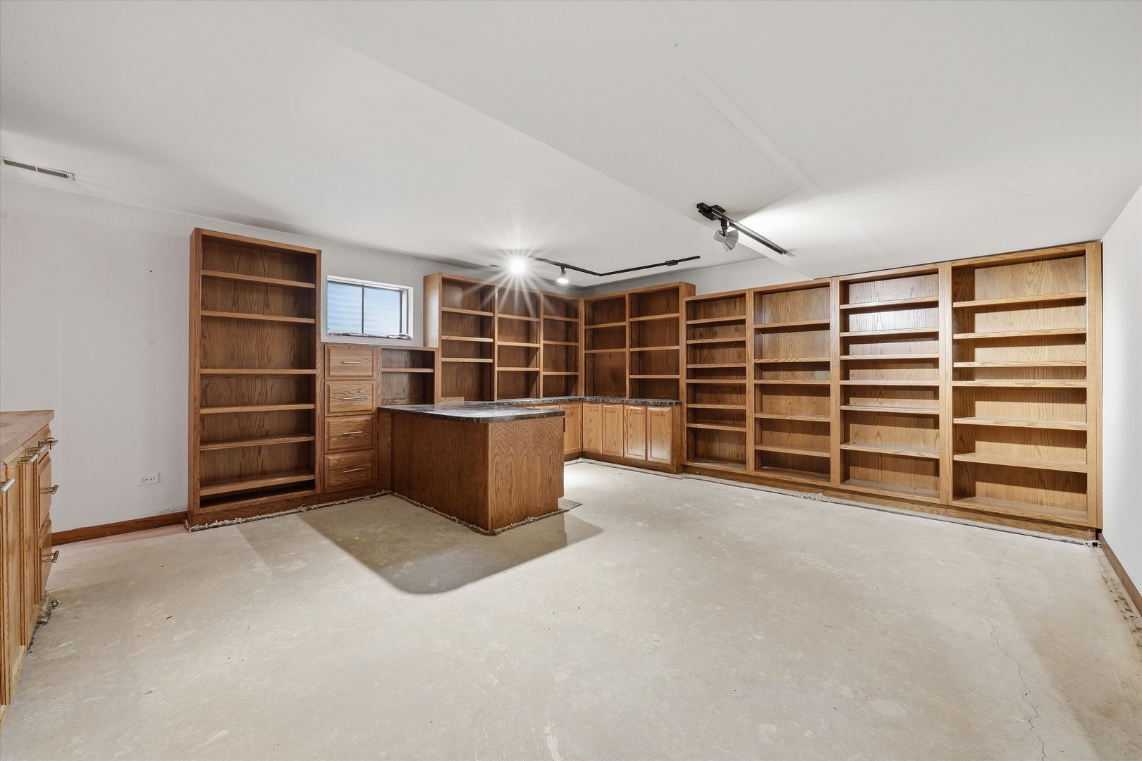 1544 Wayne Drive Property Photo 32