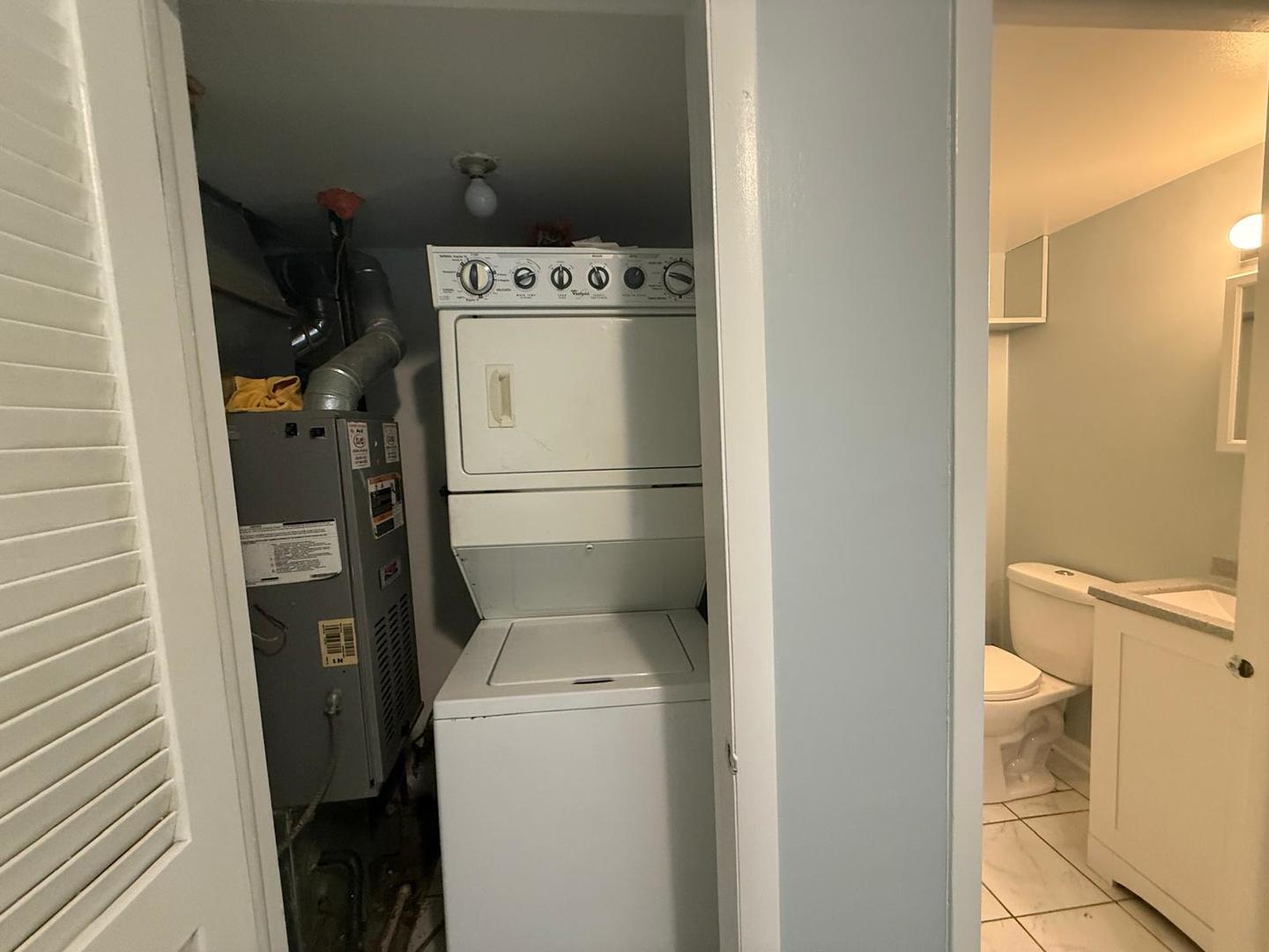 1305 Kingsbury Drive E Property Photo 12