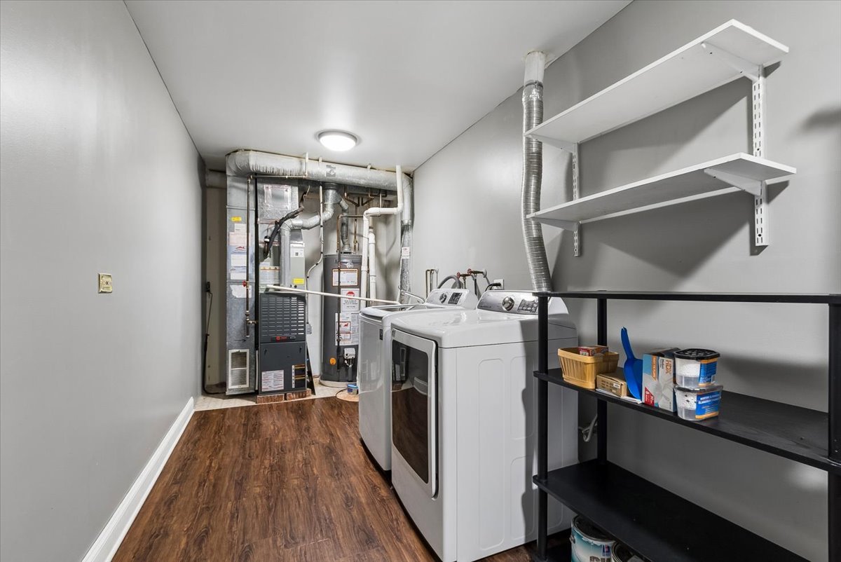 441 Park Ridge Lane G Property Photo 10