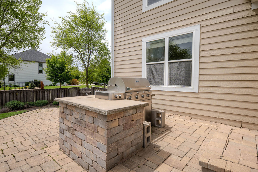 781 Richwood Avenue Property Photo 28