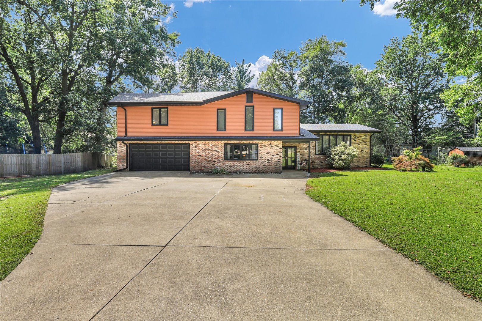 715 Cortez Drive