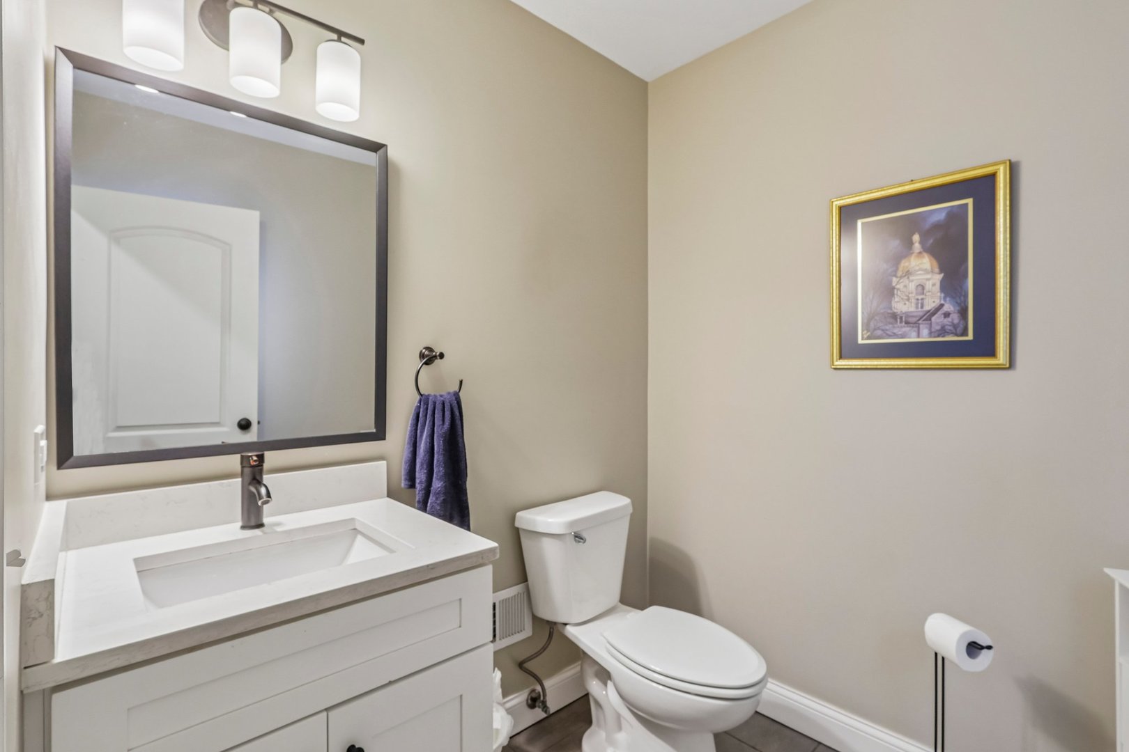 743 S Lombard Avenue Property Photo 11