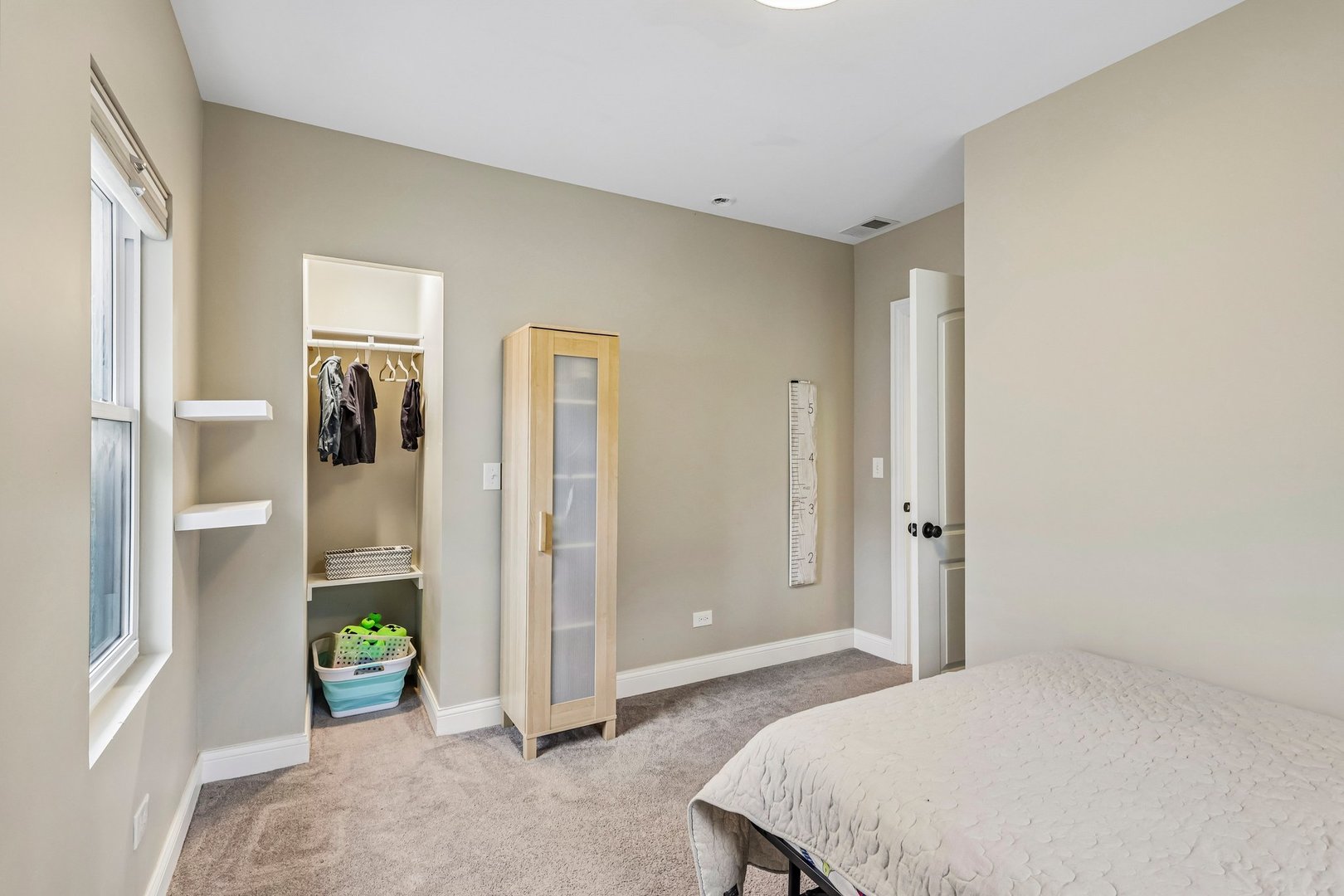743 S Lombard Avenue Property Photo 18