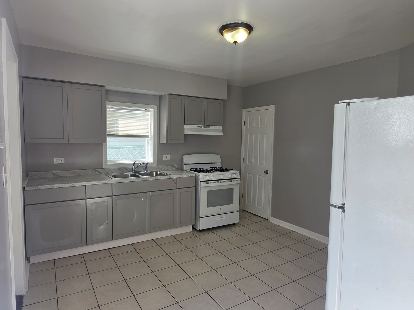 205 S Park Avenue Property Photo 5