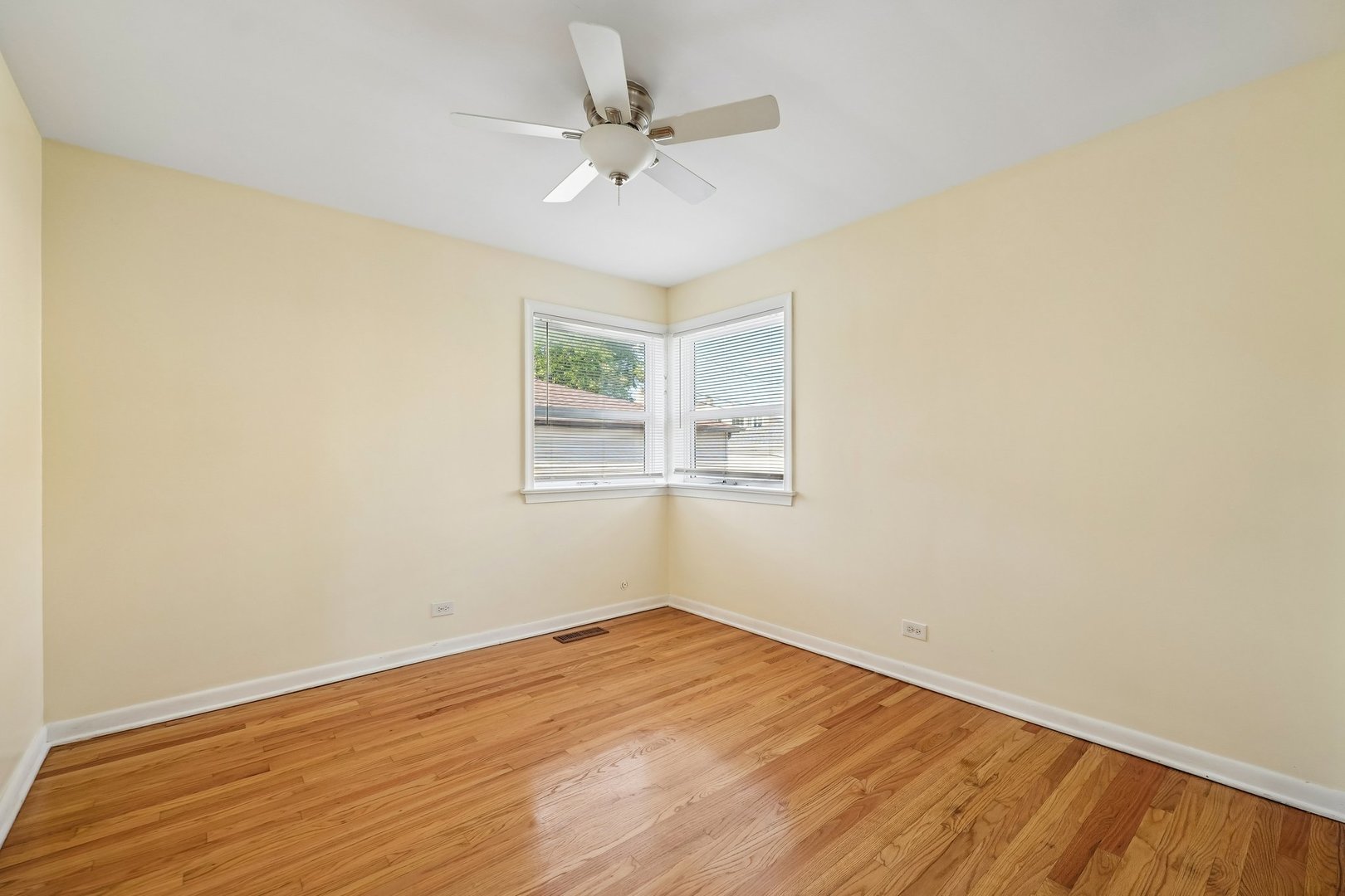 10350 Canterbury Street 1e Property Photo 14