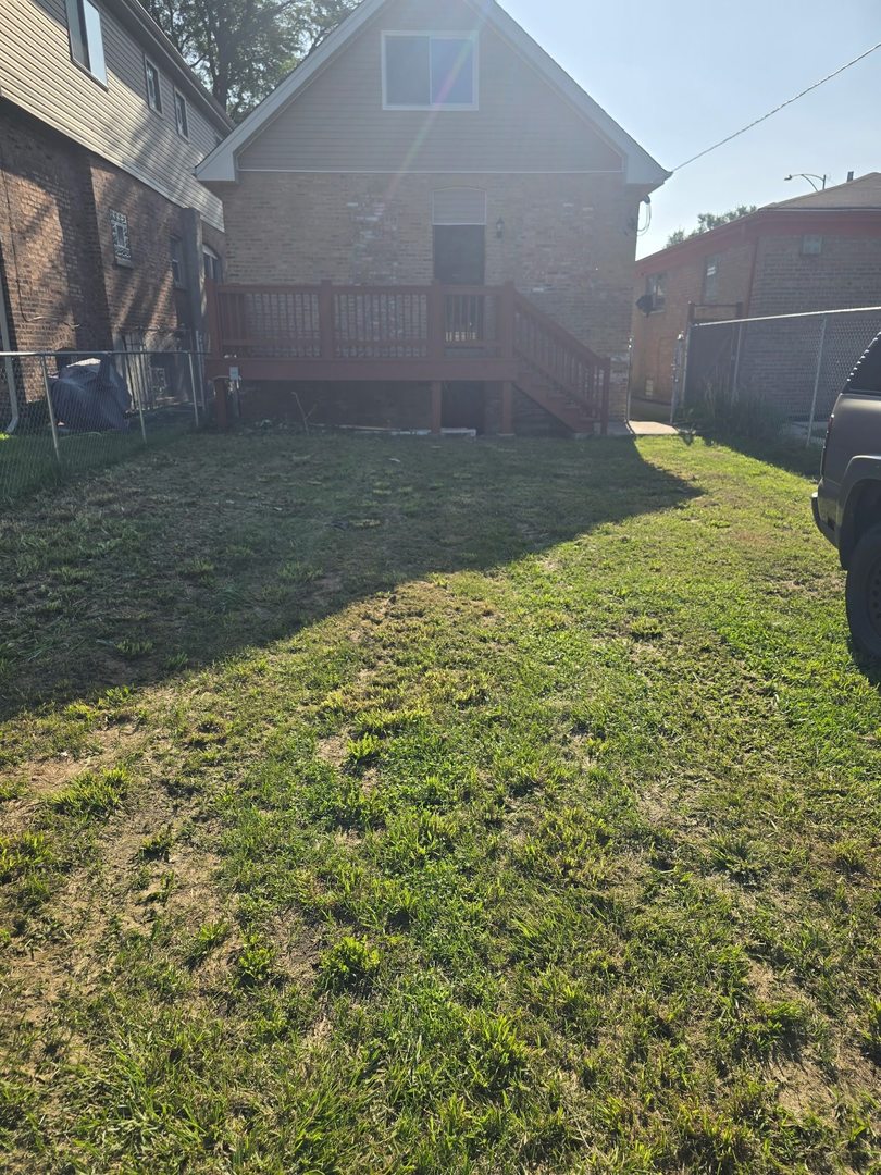 7718 S King Drive Property Photo 9