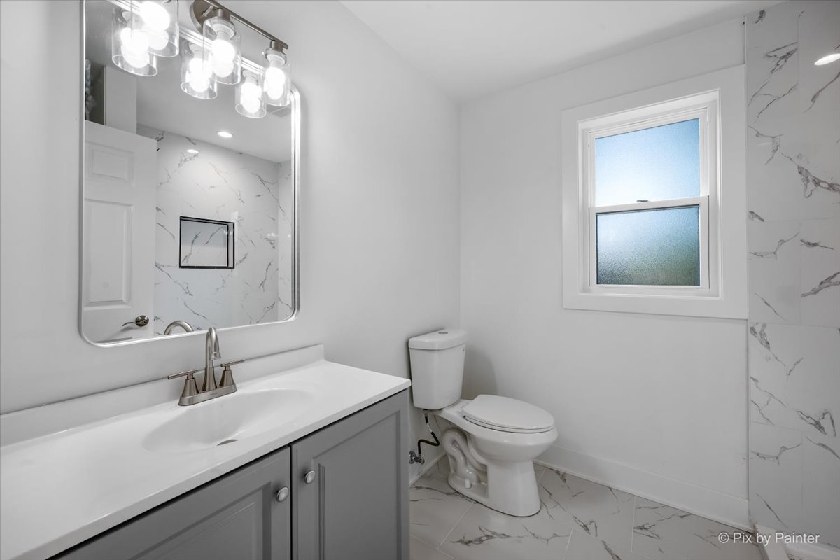 18172 W Twin Lakes Boulevard Property Photo 10
