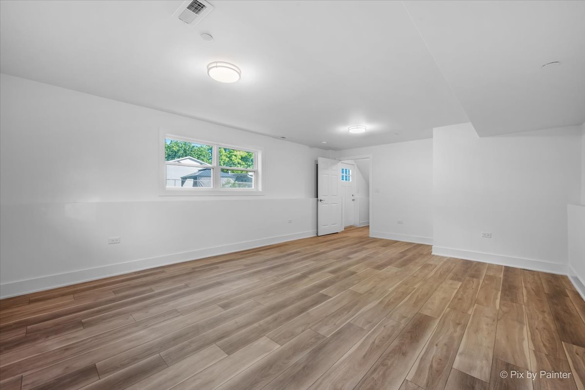 18172 W Twin Lakes Boulevard Property Photo 14