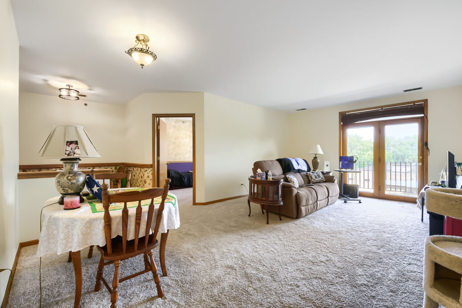 11035 Deblin Lane 305 Property Photo 6