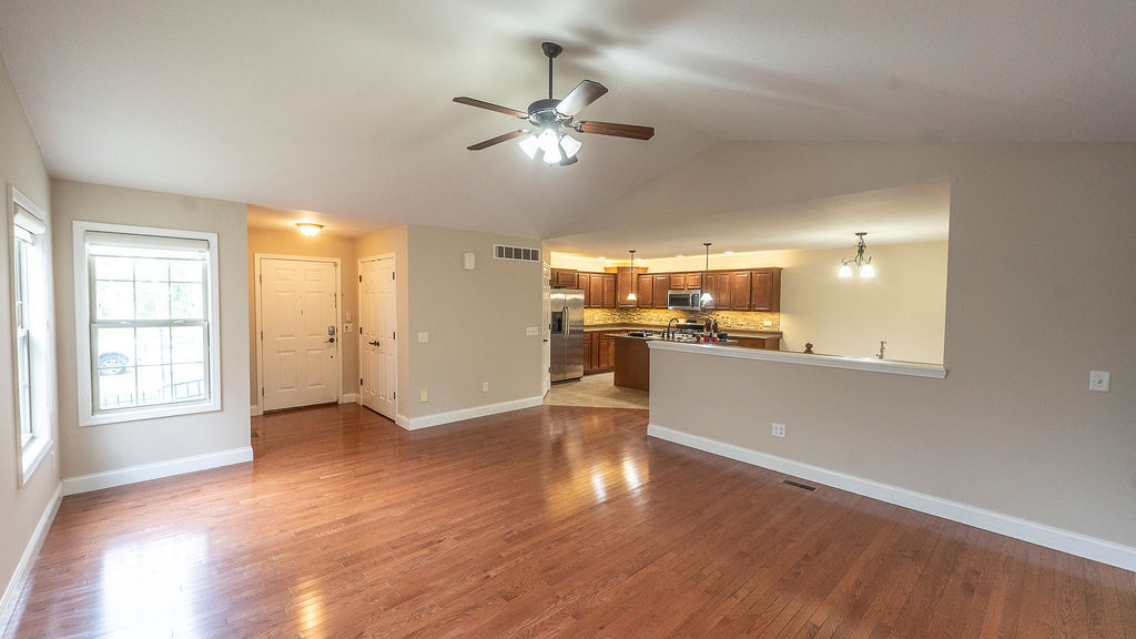 2214 Pebblebrook Lane Property Photo 5