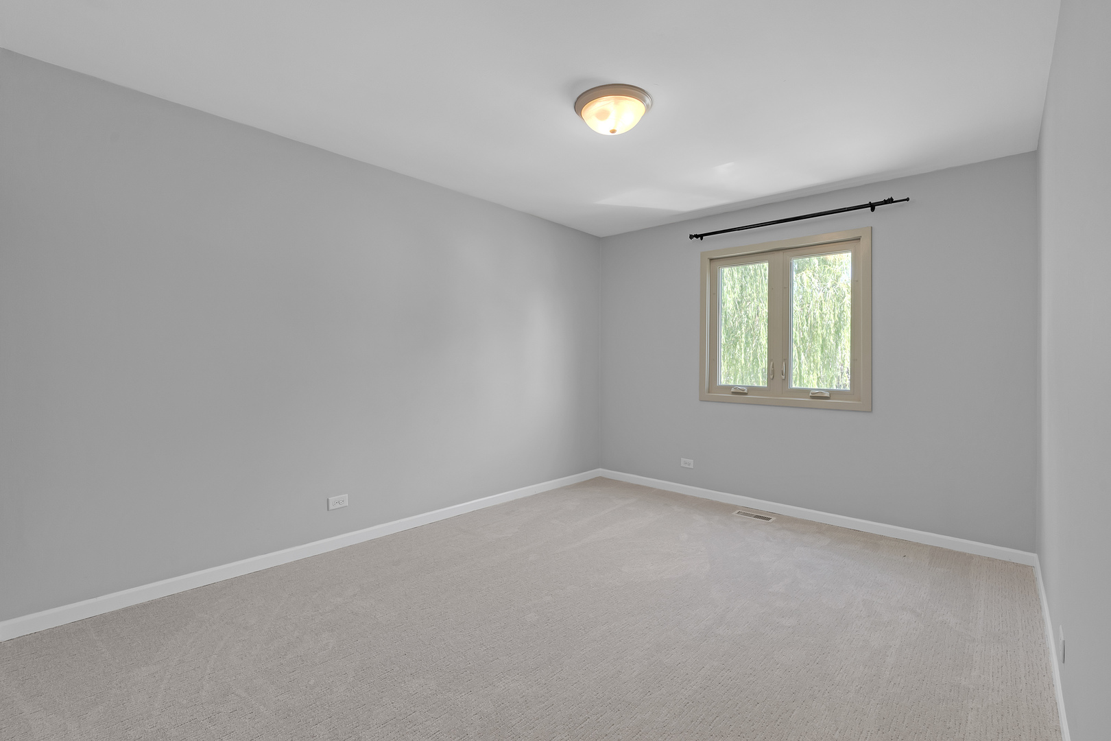112 Lilac Lane Property Photo 24