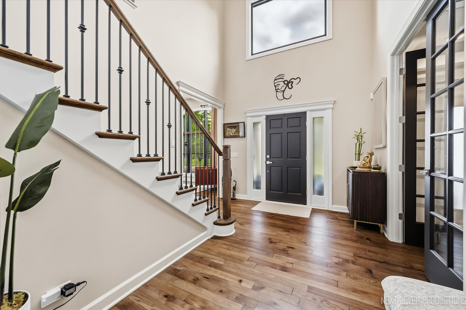 4070 Meadow View Drive Property Photo 6