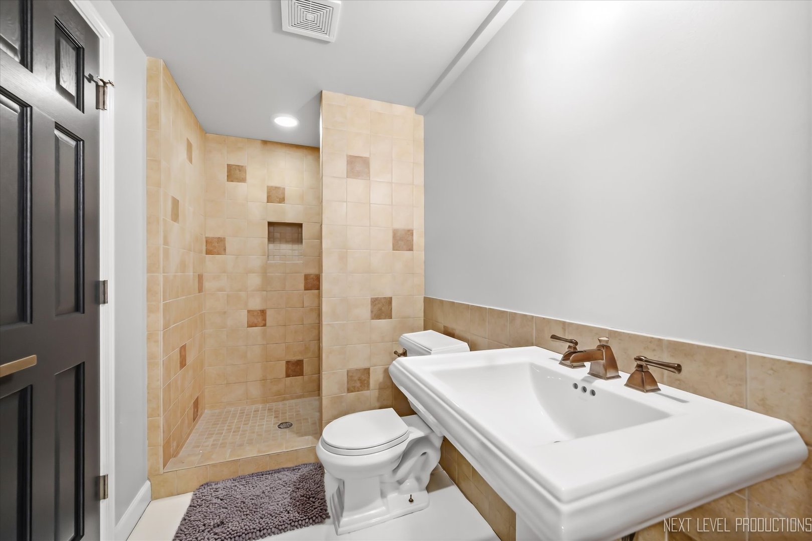 4070 Meadow View Drive Property Photo 42