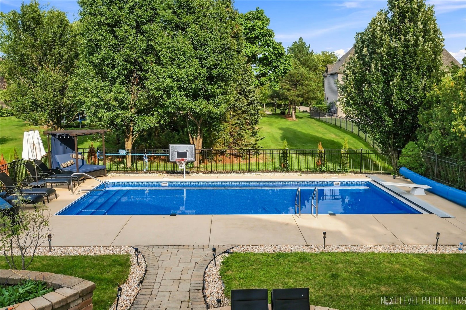 4070 Meadow View Drive Property Photo 46