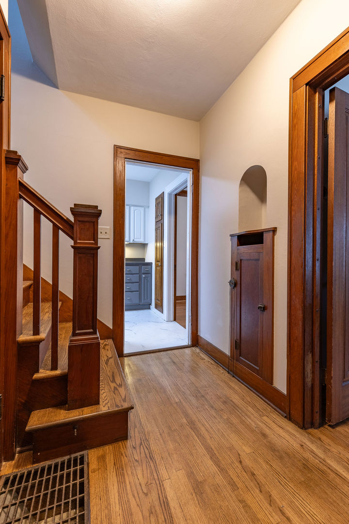 869 Shuler Street Property Photo 12