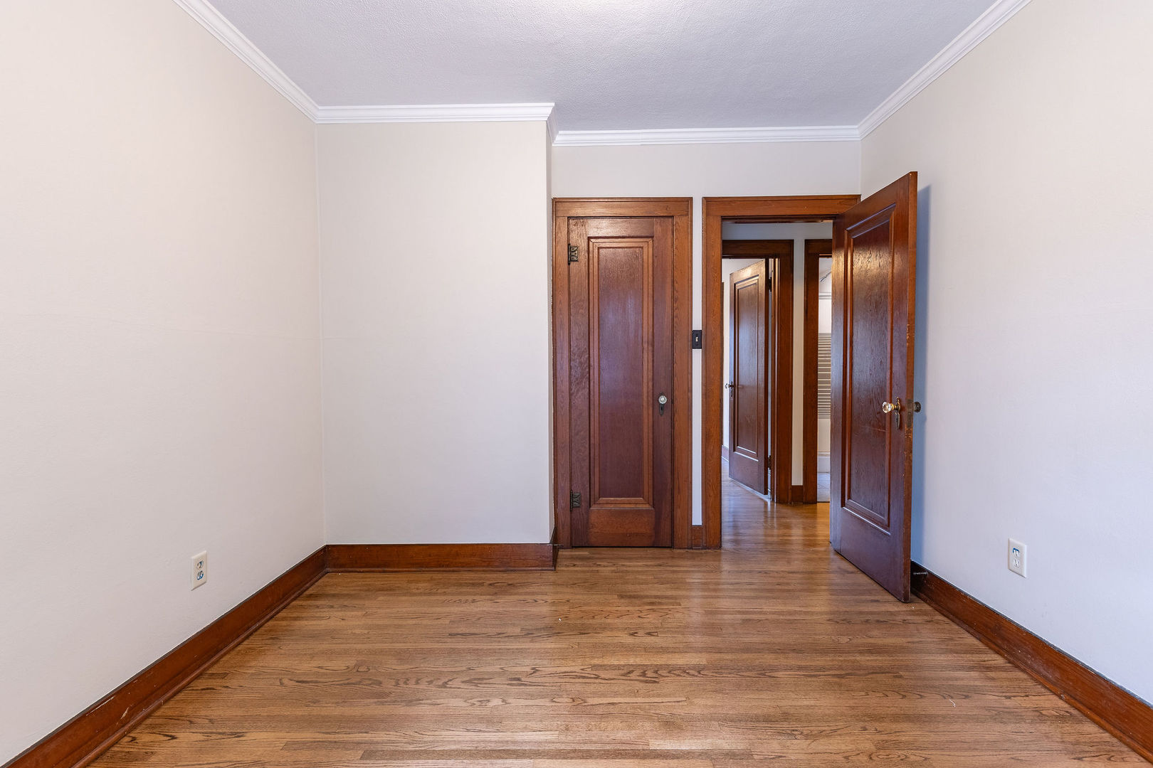 869 Shuler Street Property Photo 18