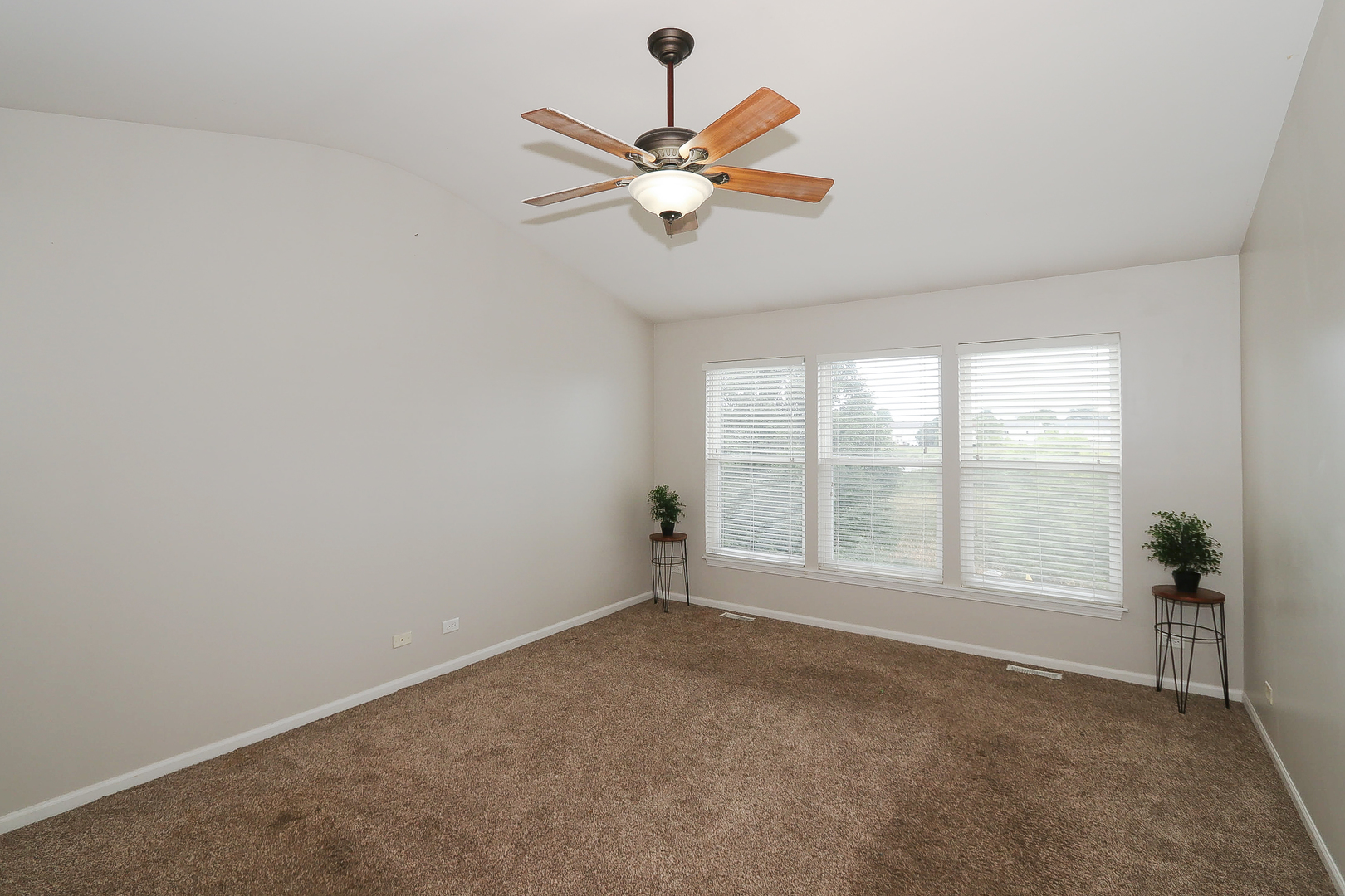 1112 Spinnaker Street Property Photo 14