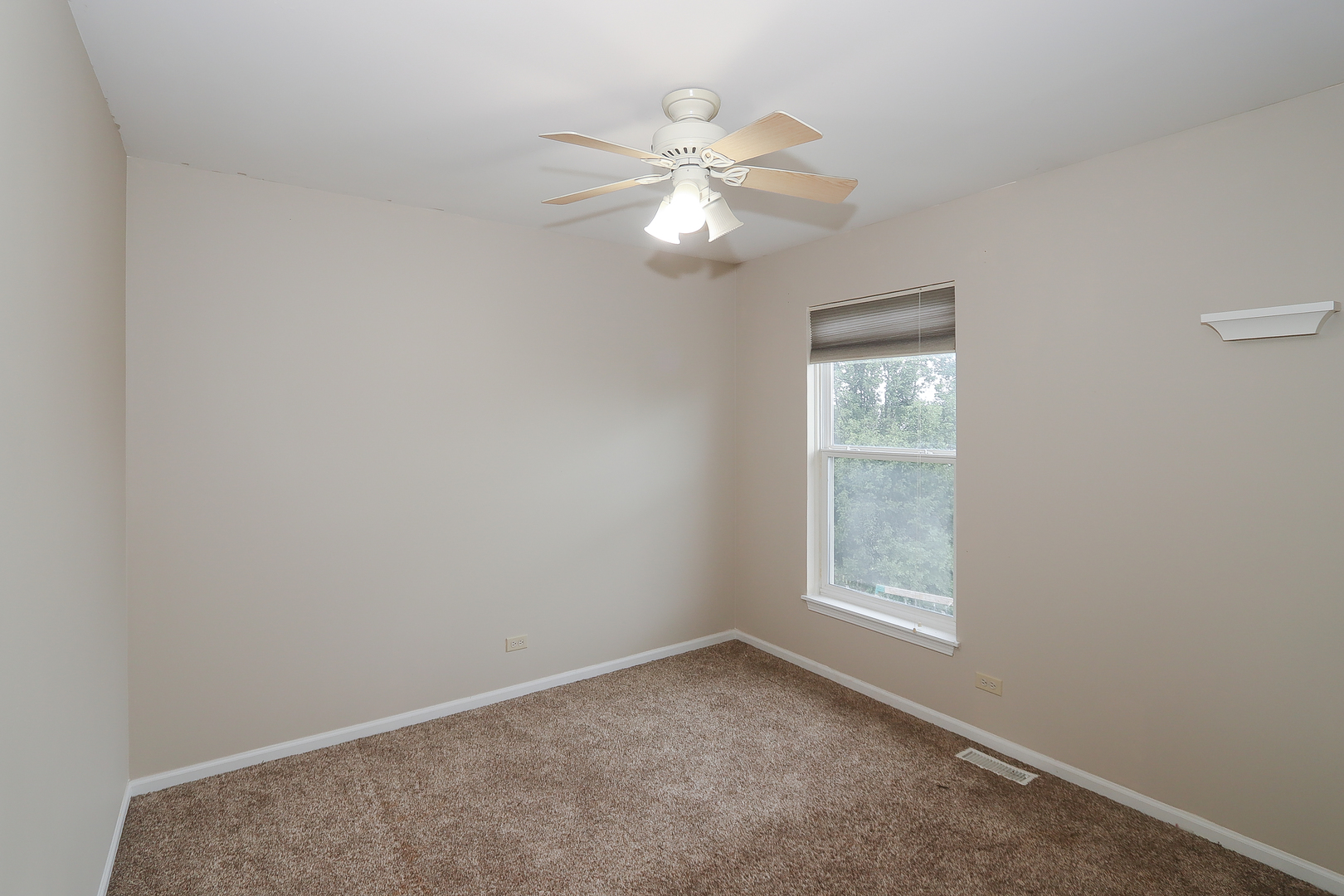1112 Spinnaker Street Property Photo 17