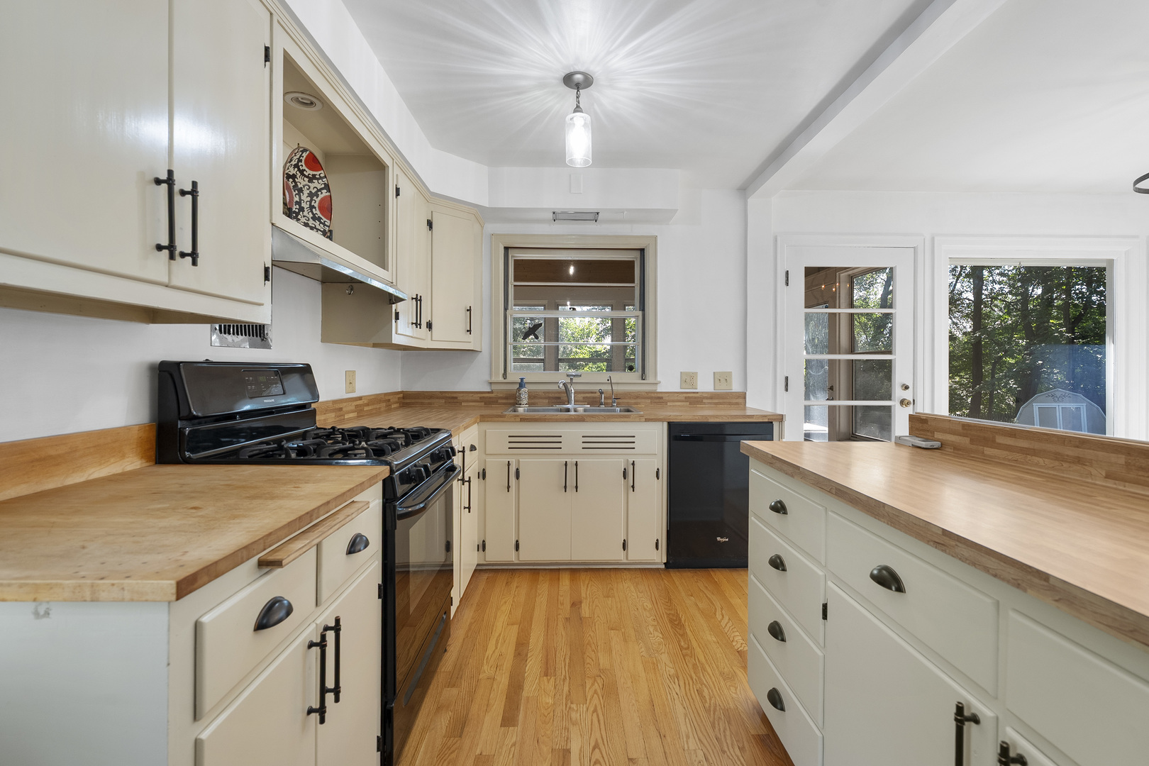 119 Palm Avenue Property Photo 15