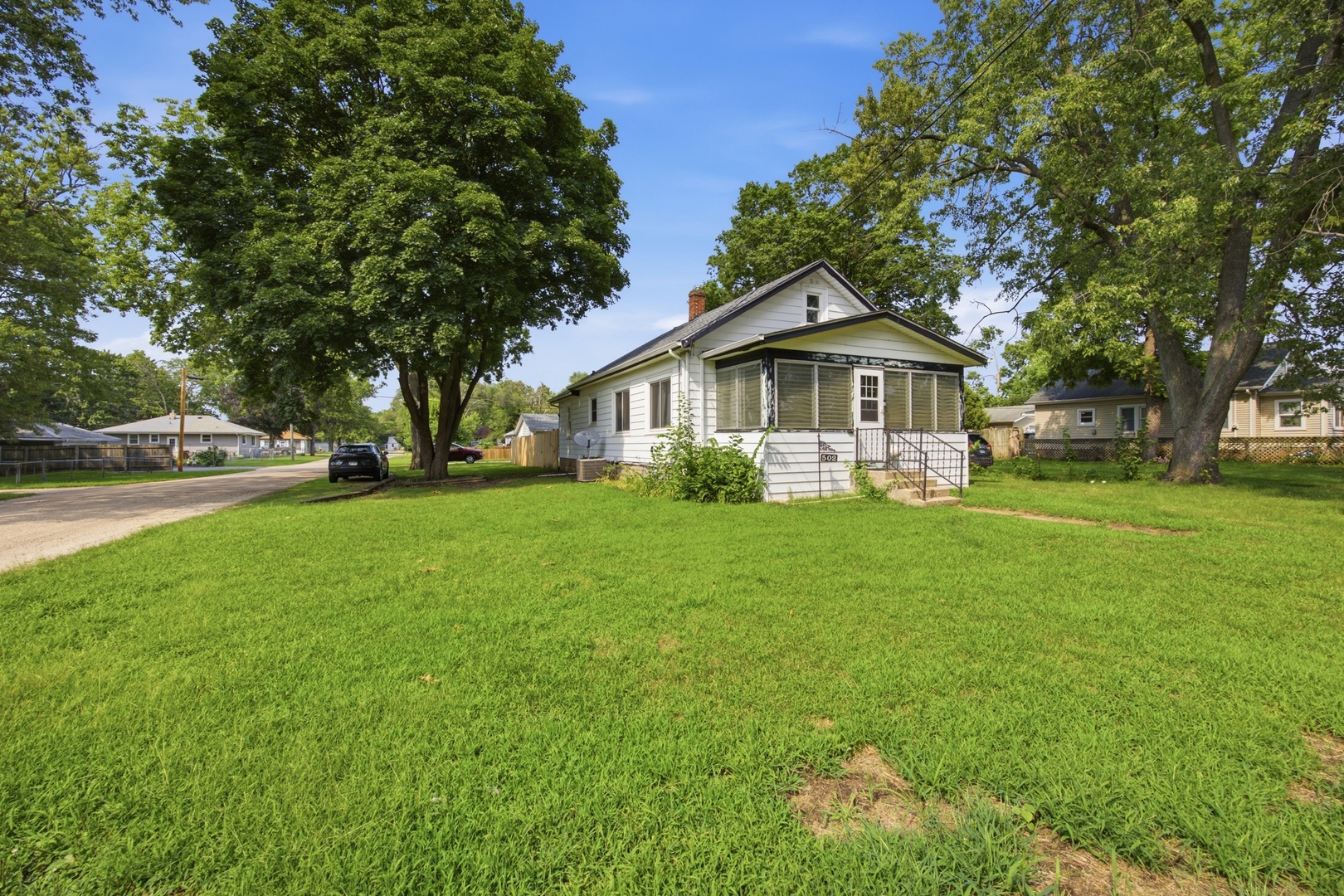 502 Barnum Road Property Photo 2