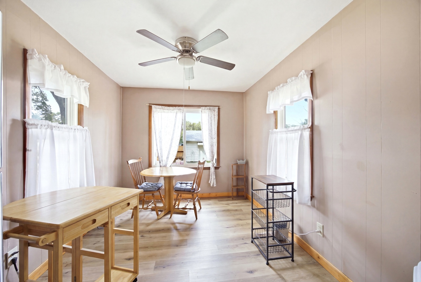 502 Barnum Road Property Photo 9
