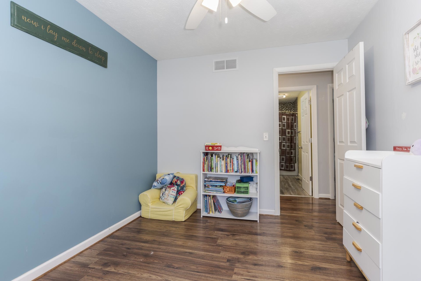 204 Rebecca Lane Property Photo 23