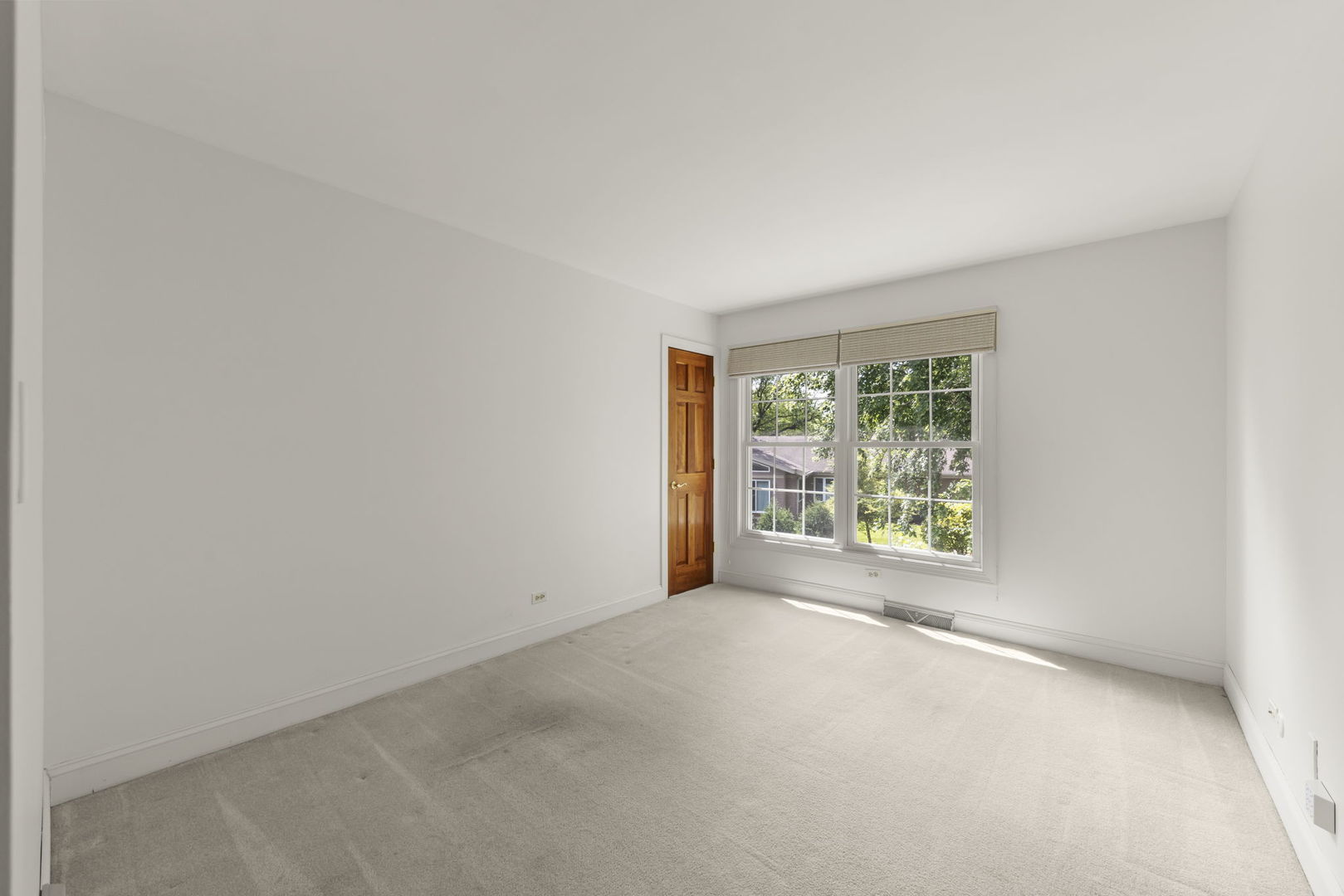1533 Heatherton Court Property Photo 25