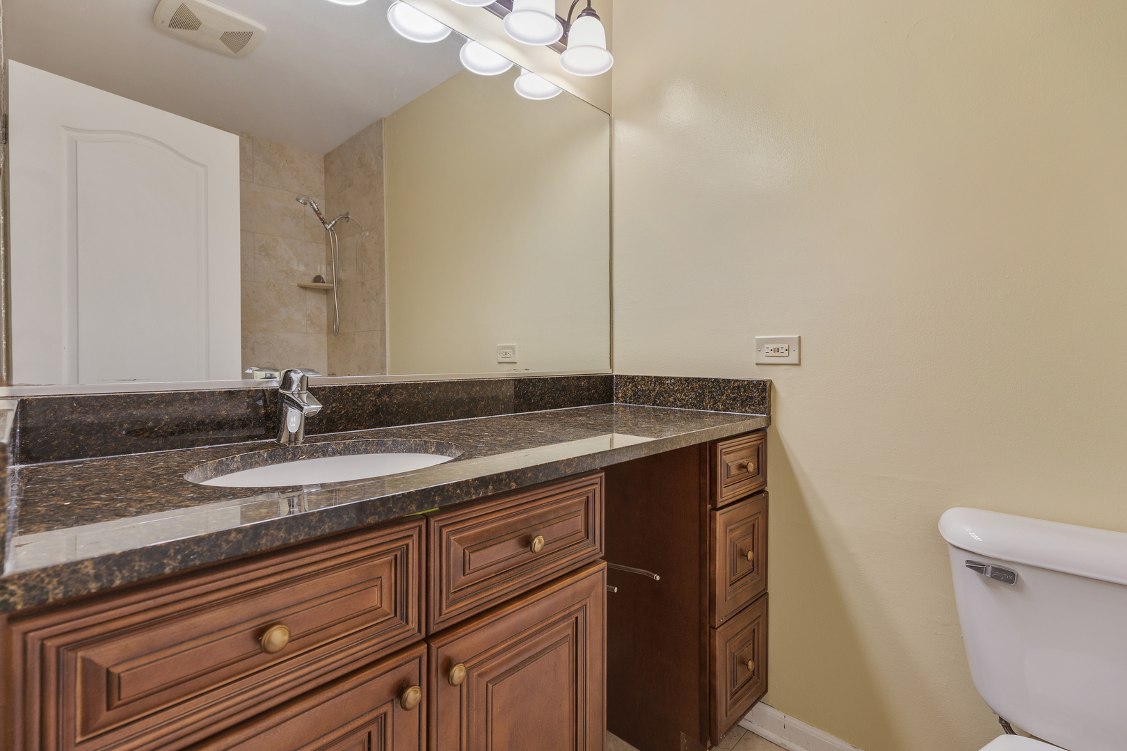 3100 Bayside Drive 3 Property Photo 16