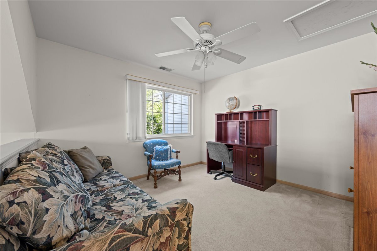 1641 Abington Lane Property Photo 18