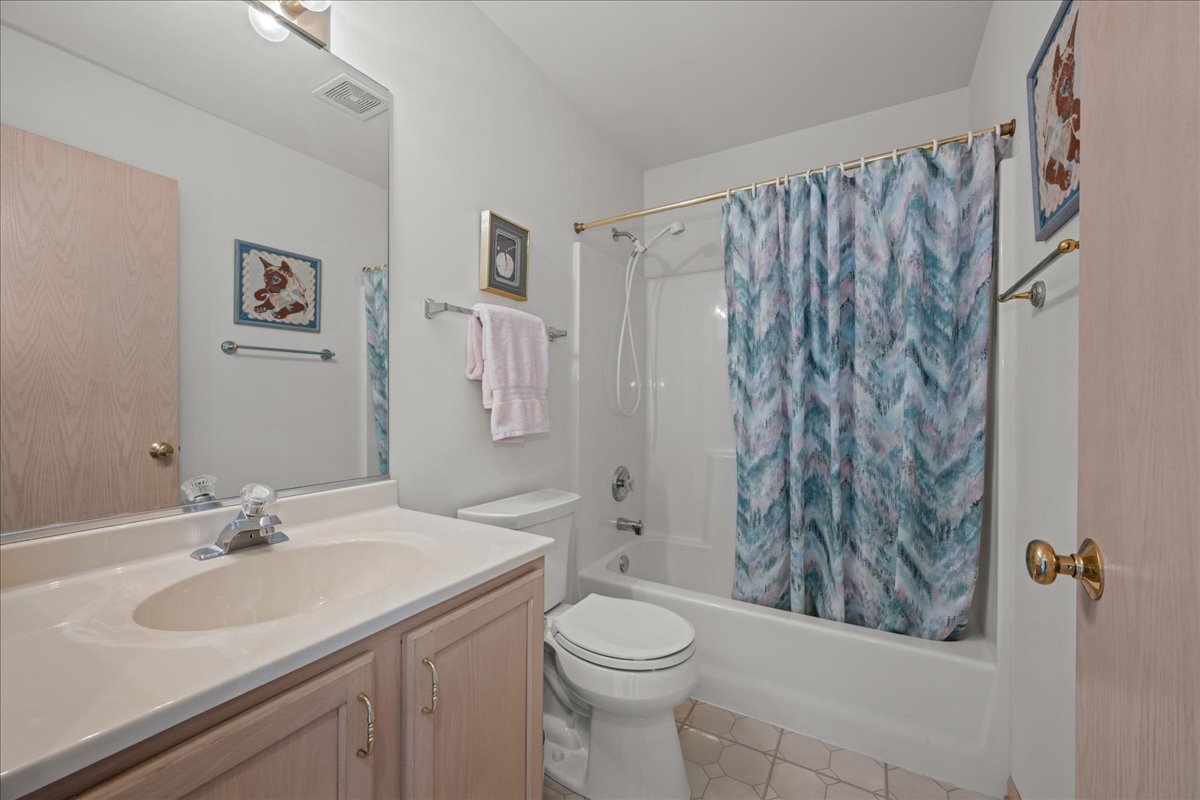 1641 Abington Lane Property Photo 20