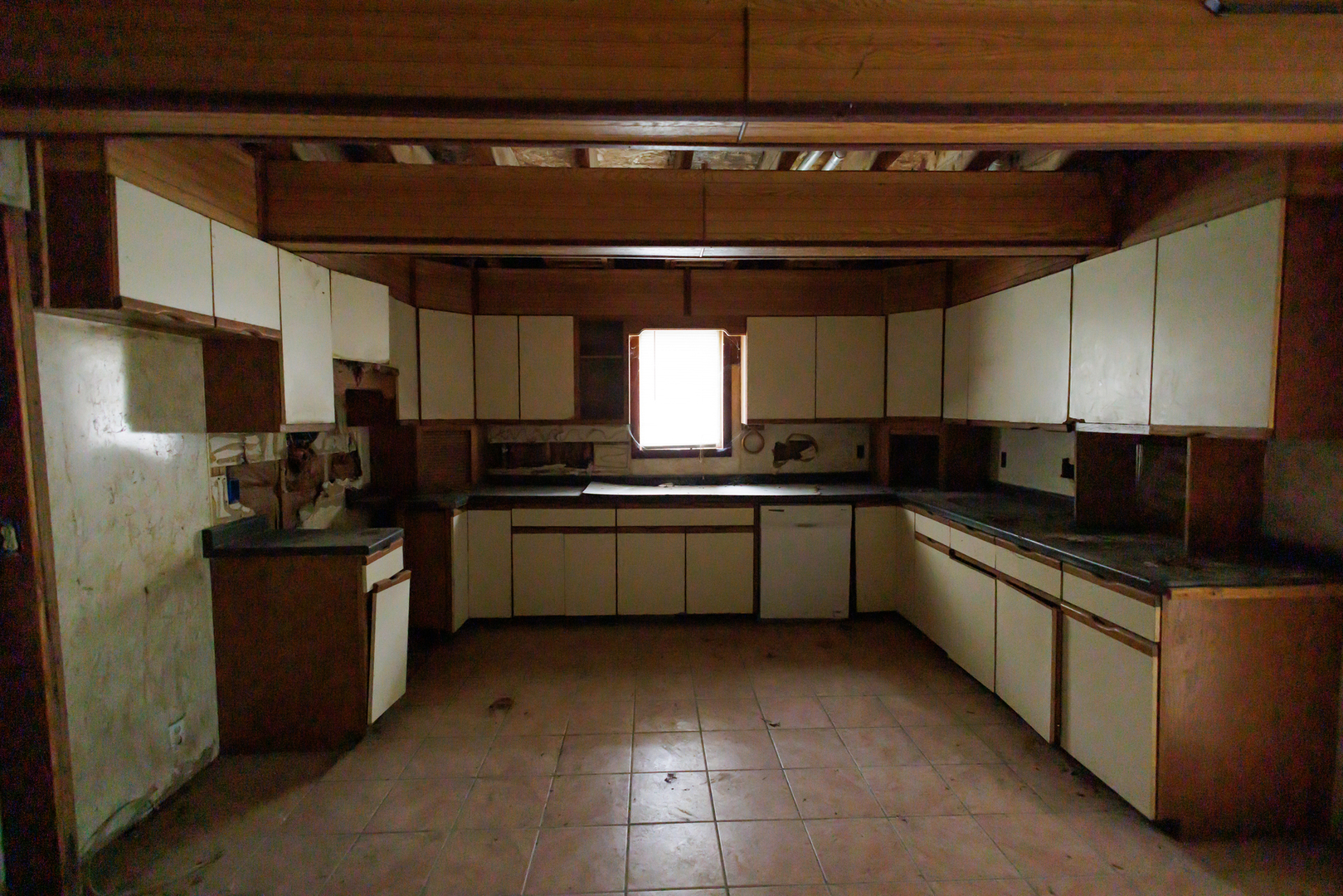 980 S 6th Avenue Property Photo 12
