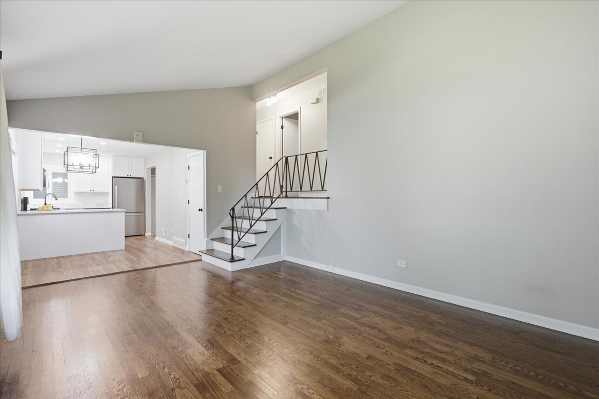 1108 Kim Place Property Photo 6