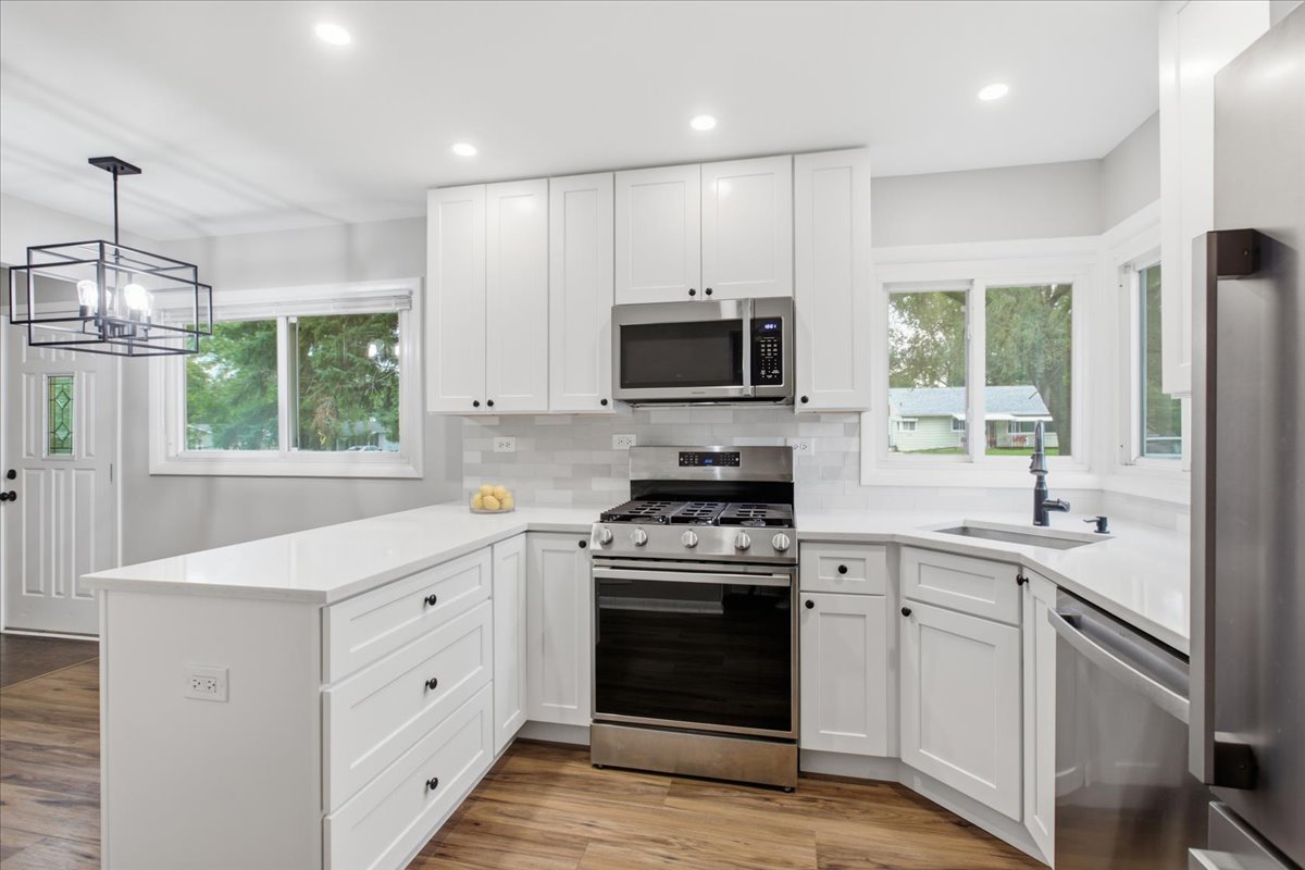 1108 Kim Place Property Photo 11