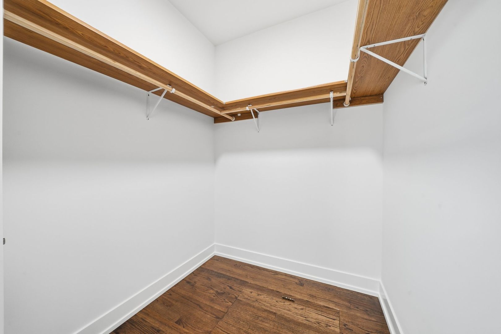 6939 W 95th Place Property Photo 11