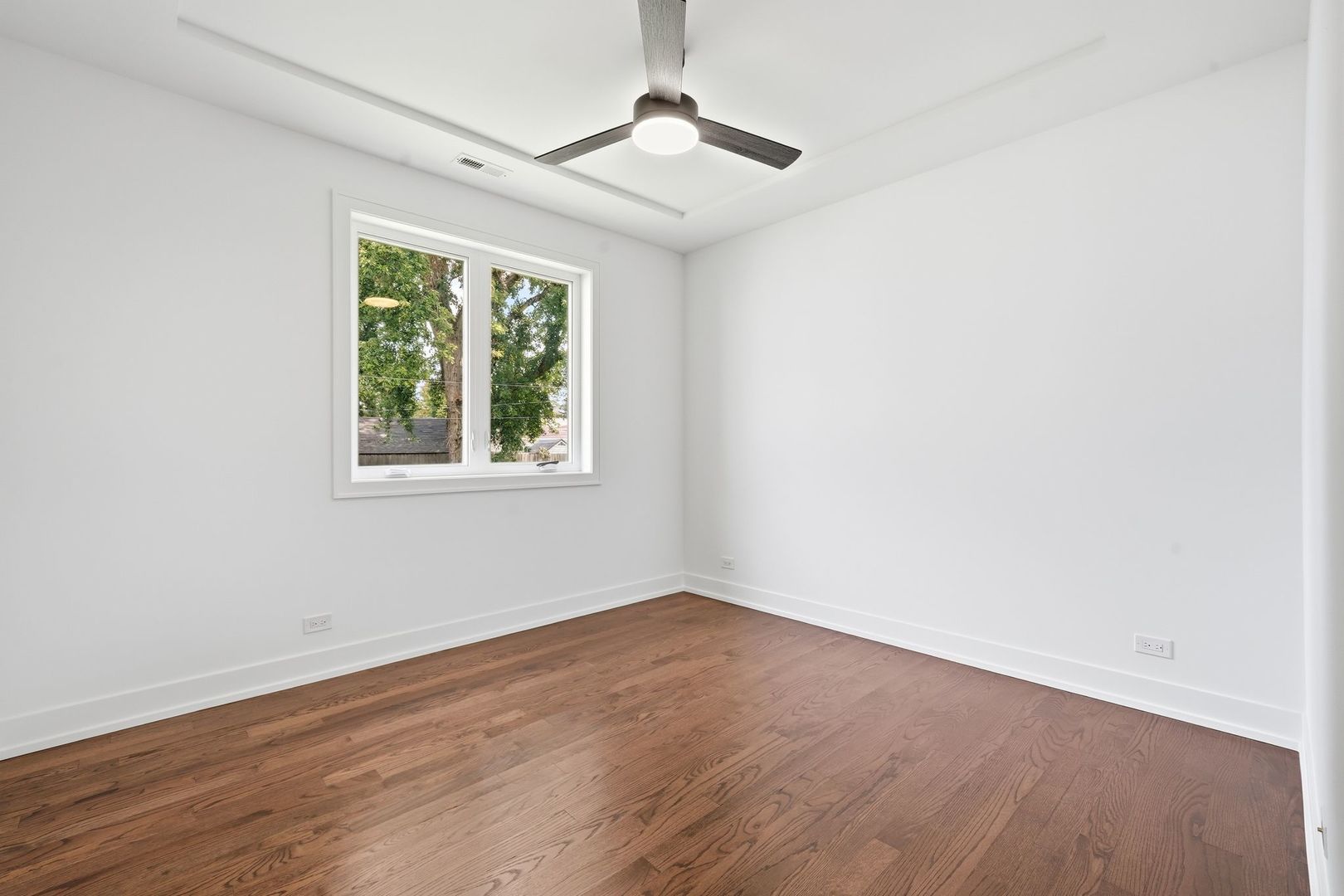 6939 W 95th Place Property Photo 13