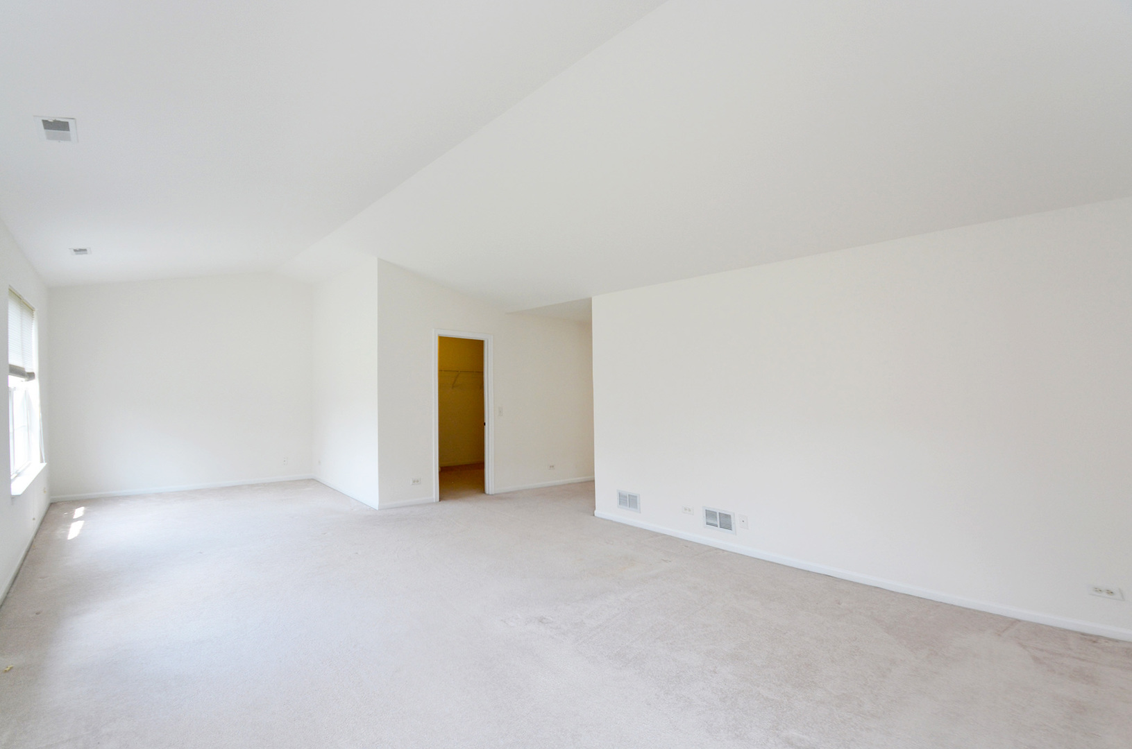 208 Westminster Drive Property Photo 23
