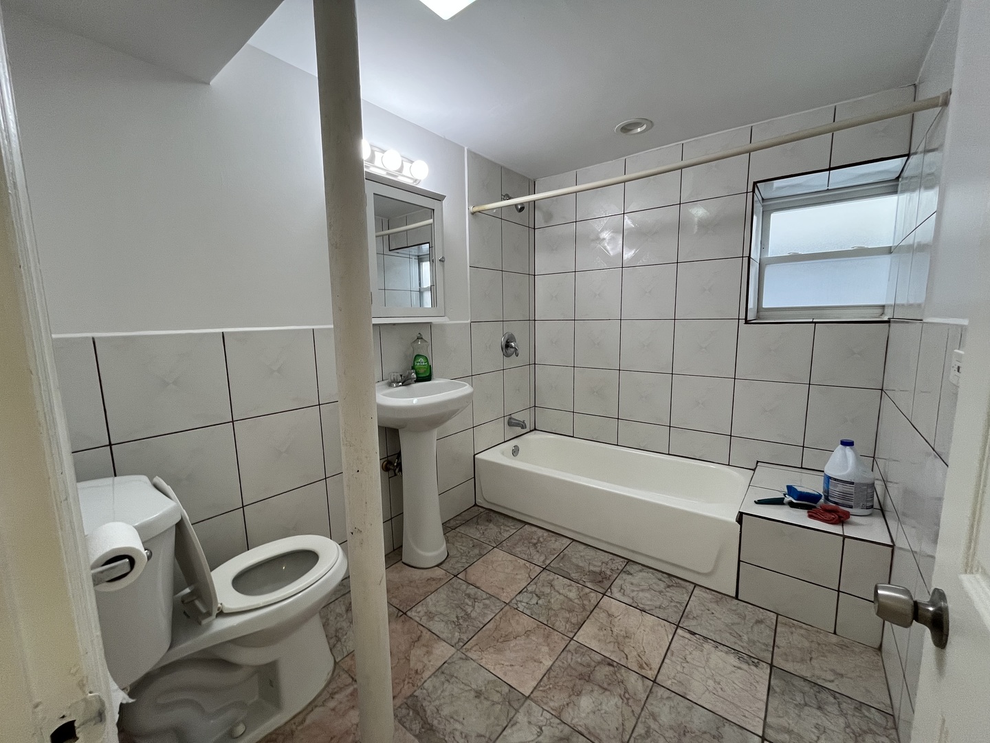 4345 S Artesian Avenue Bsmt Property Photo 10