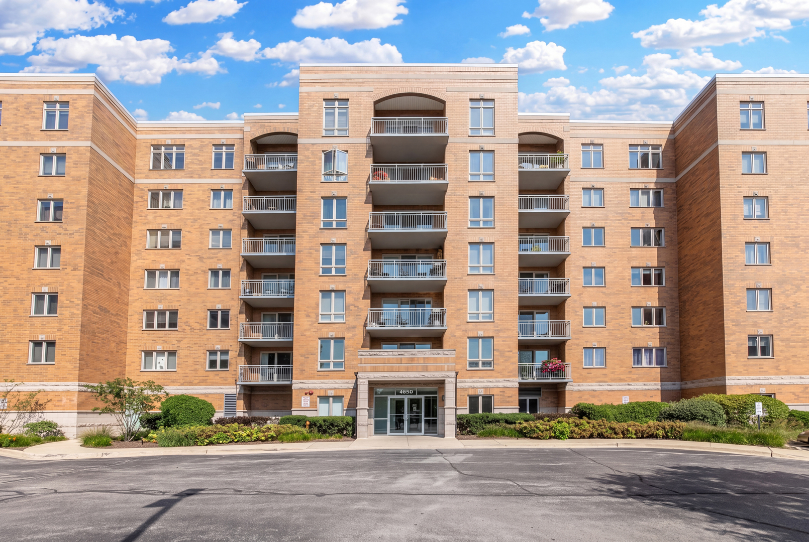 6815 N Milwaukee Avenue 507