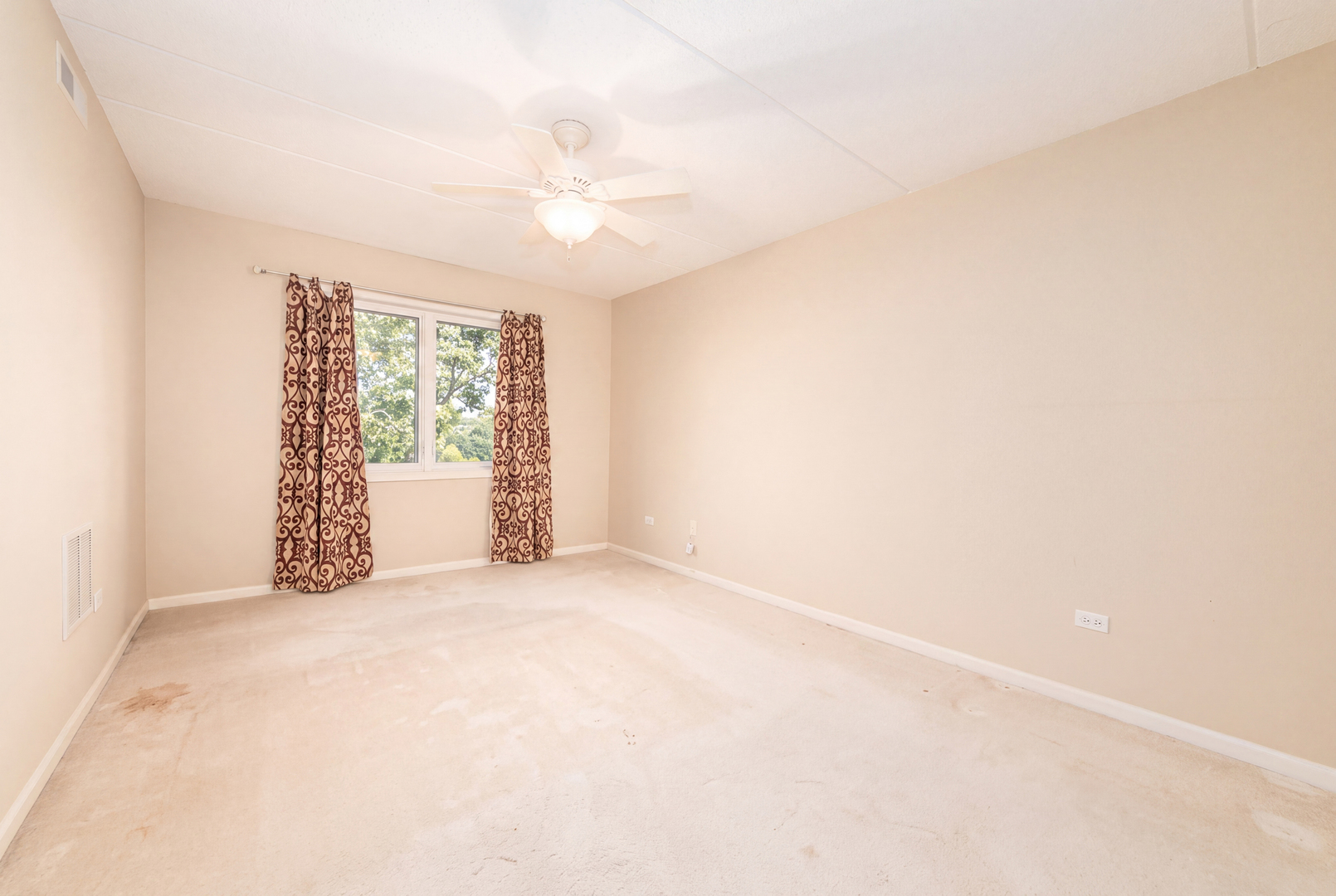 6815 N Milwaukee Avenue 507 Property Photo 17