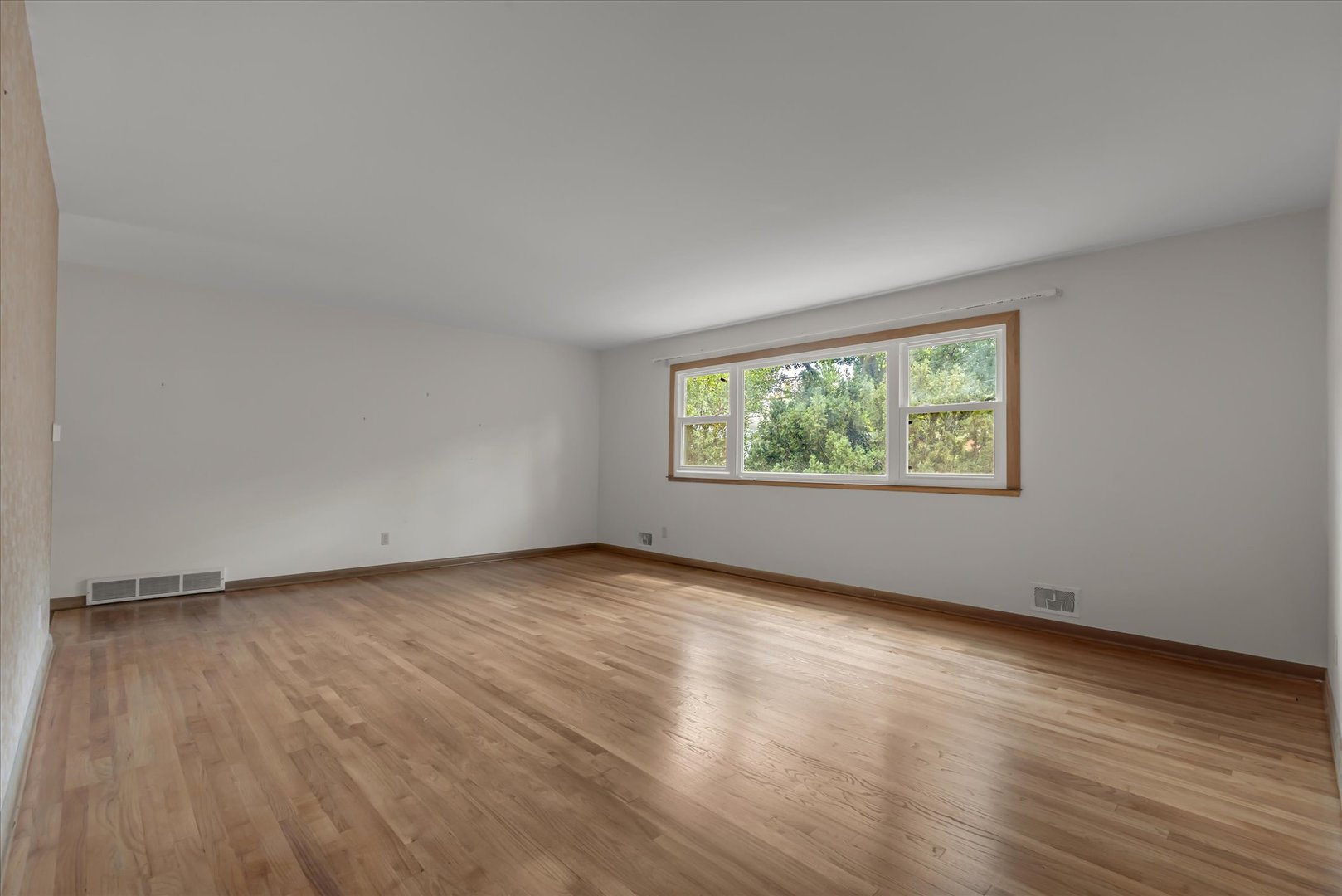 3318 26th Avenue Property Photo 6