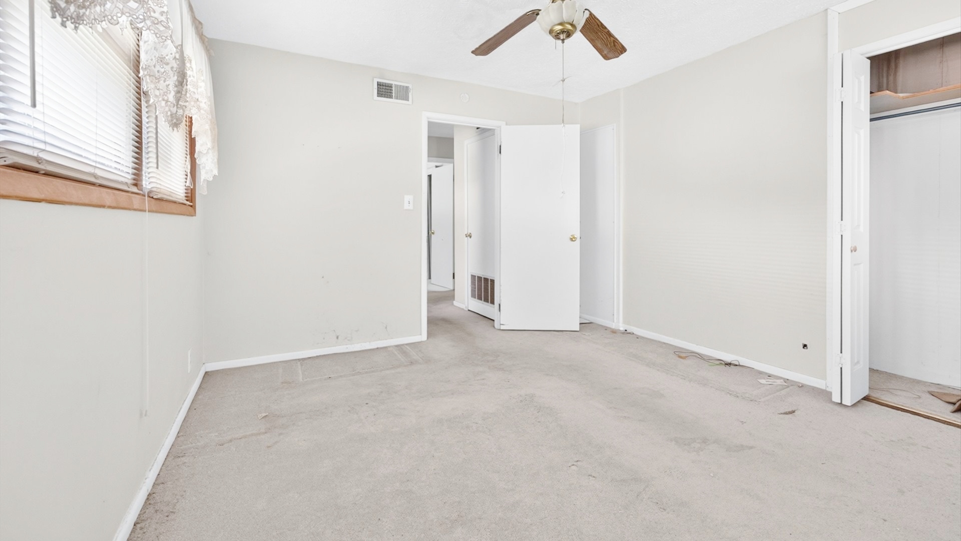 10 Walker Drive Property Photo 19