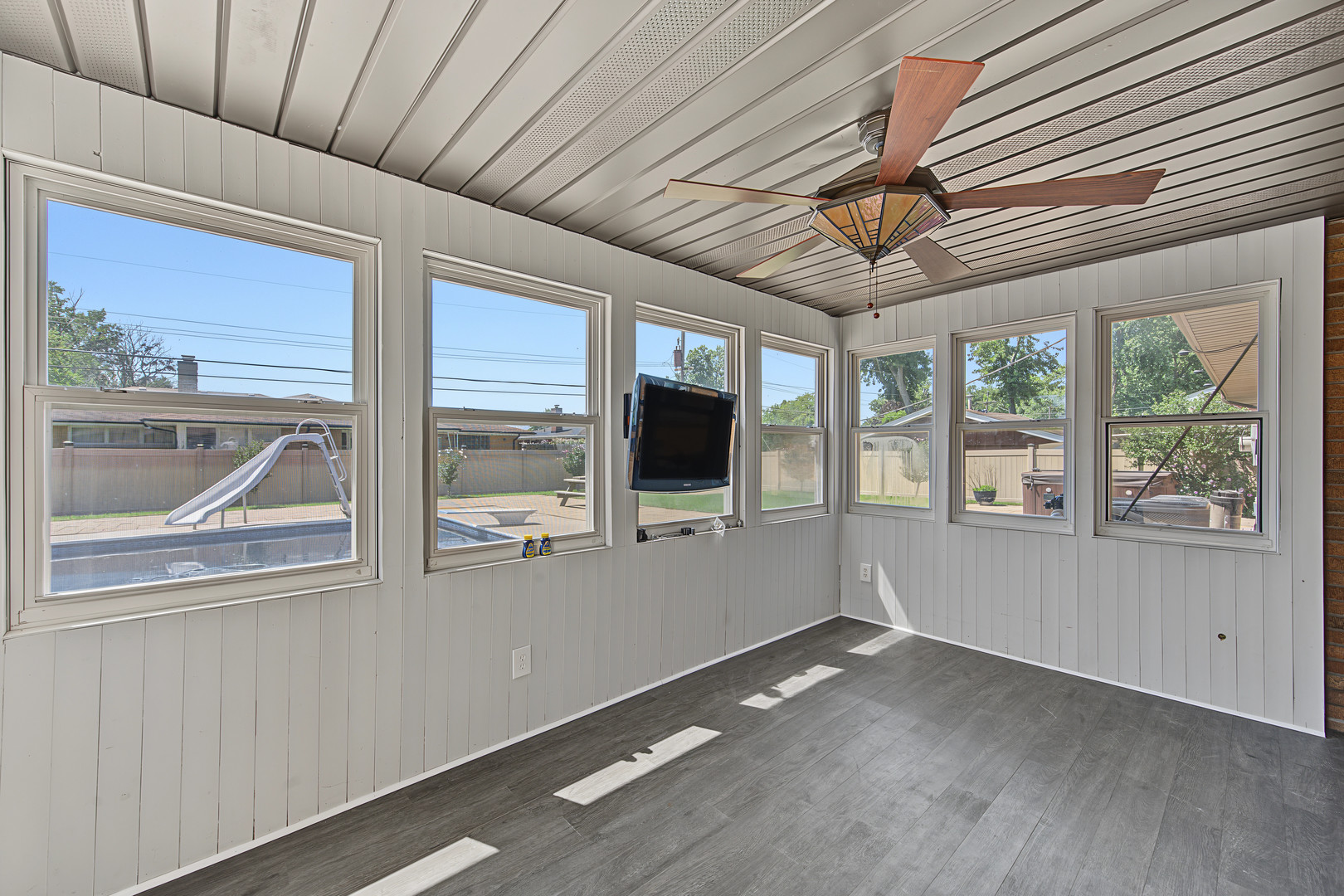 378 Oakwood Drive Property Photo 21