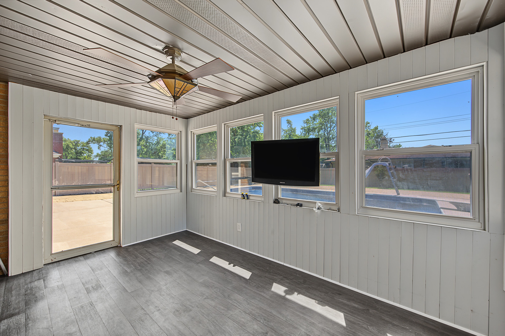 378 Oakwood Drive Property Photo 24