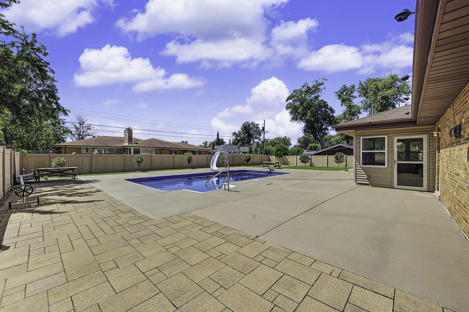 378 Oakwood Drive Property Photo 26