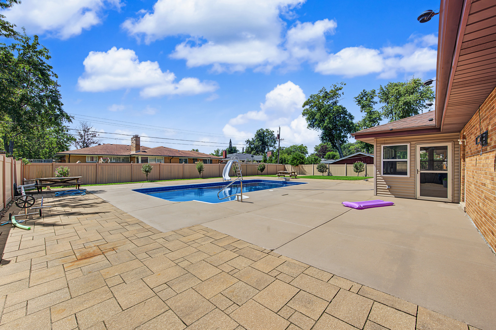378 Oakwood Drive Property Photo 29